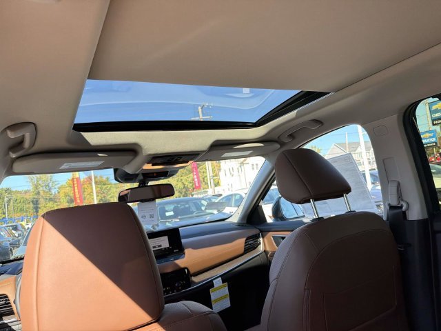New 2026 Obsidian Green Pearl Nissan Platinum image 11