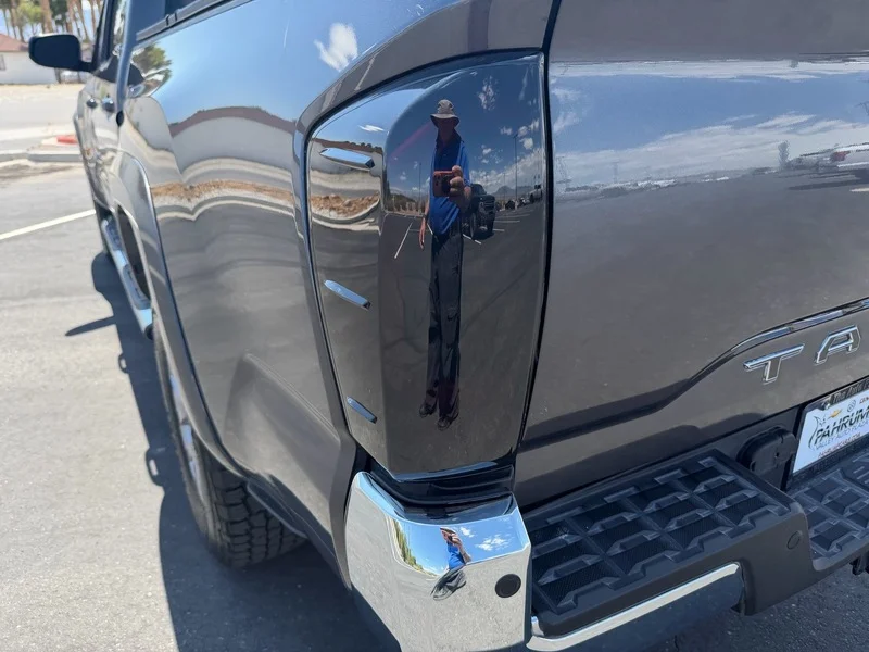 Used 2018 Magnetic Gray Met Toyota SR5 image 26