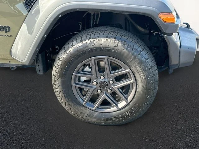 Certified Used 2025 Green Jeep Sport S image 30
