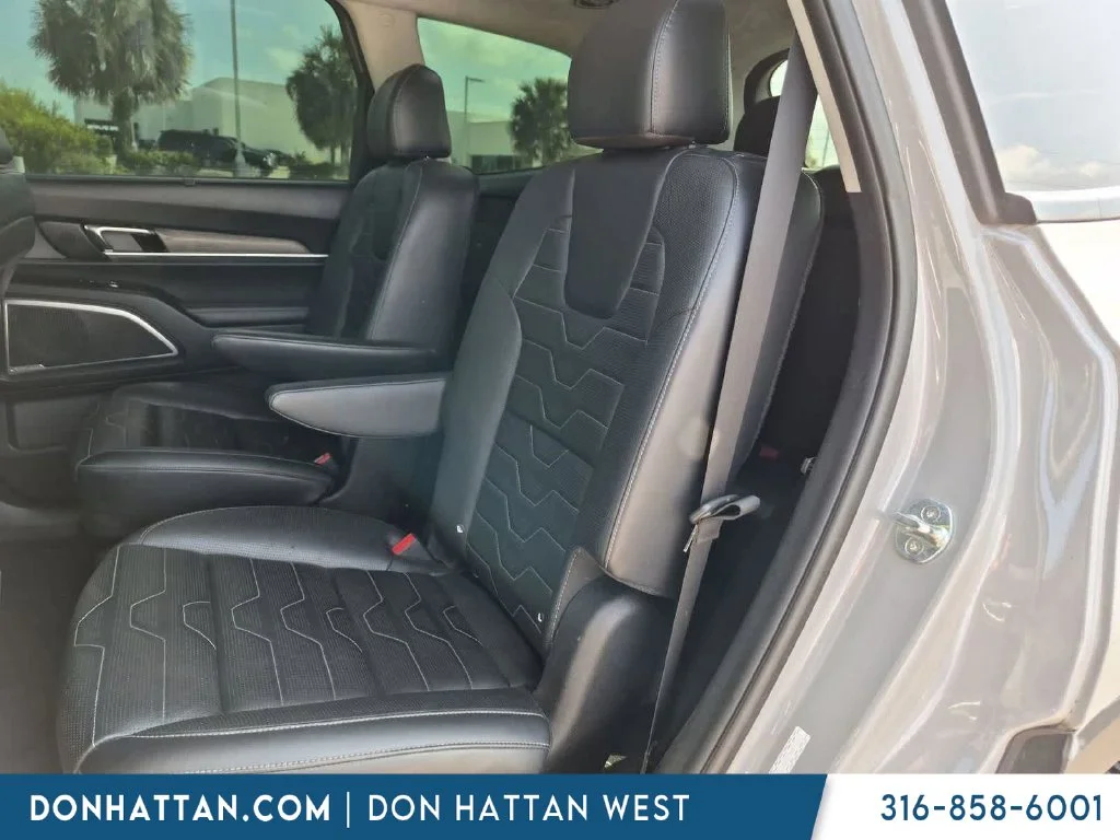 Used 2022 Gray Kia SX image 6