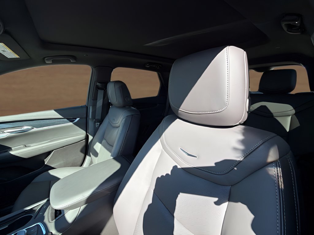 2026 Cadillac XT5 Premium Luxury - Photo 11