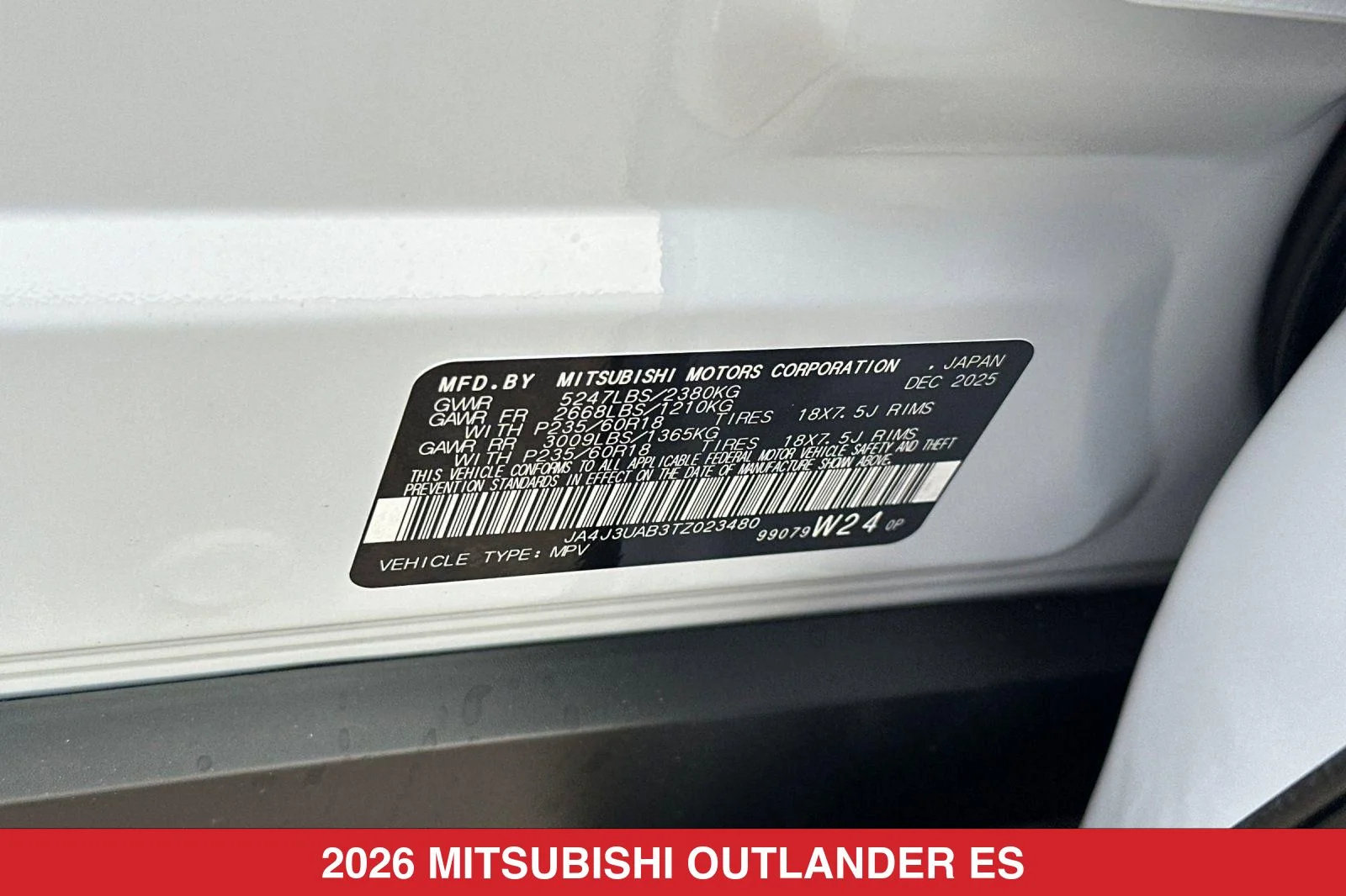 New 2026 White Mitsubishi ES image 28