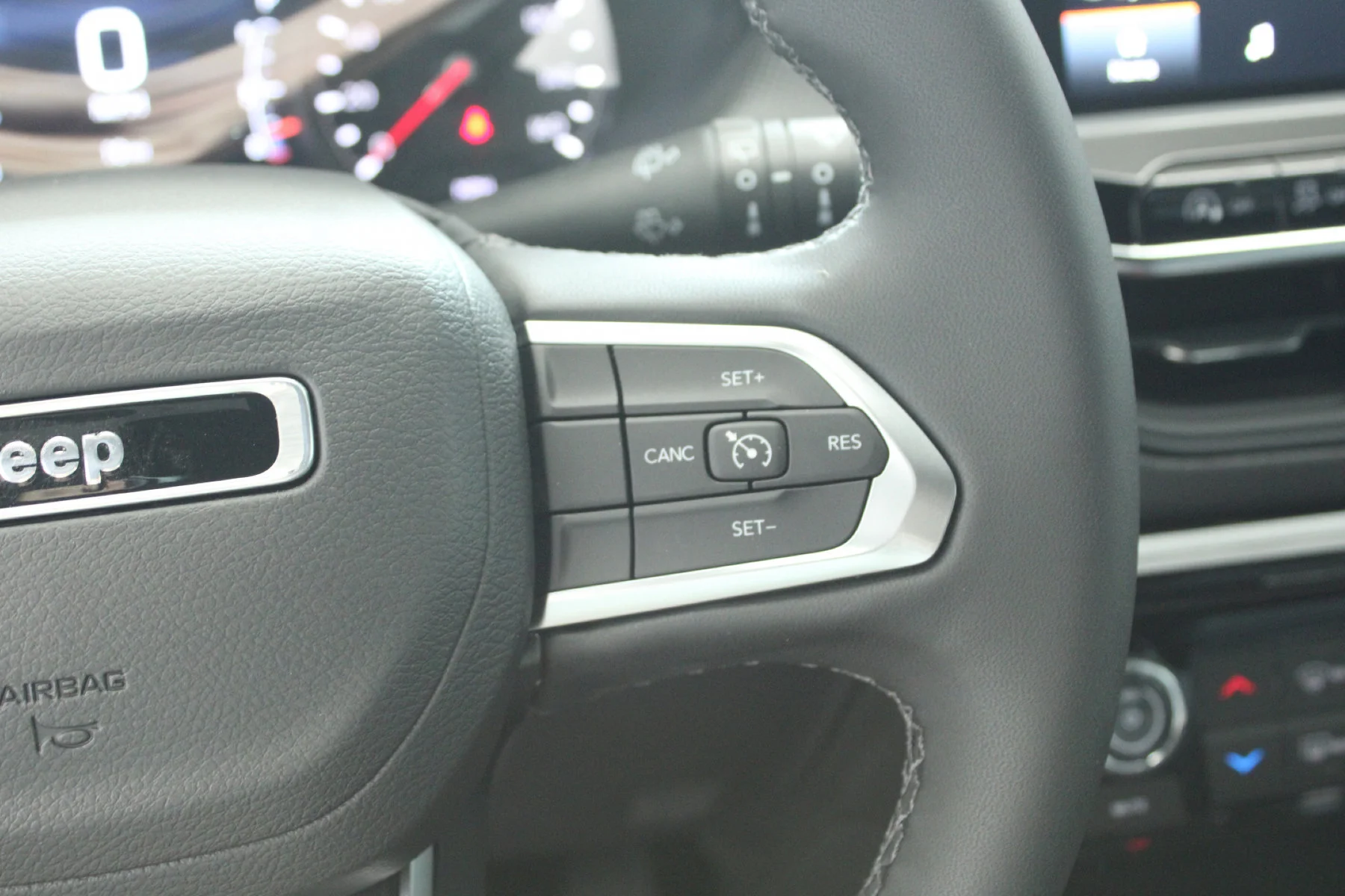 2025 Jeep Compass Latitude - Photo 7