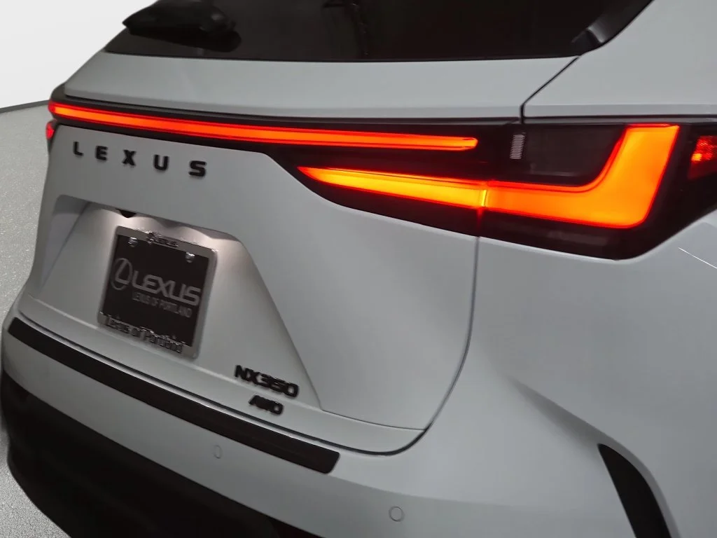 New 2026 Ultra White Lexus PREMIUM image 30