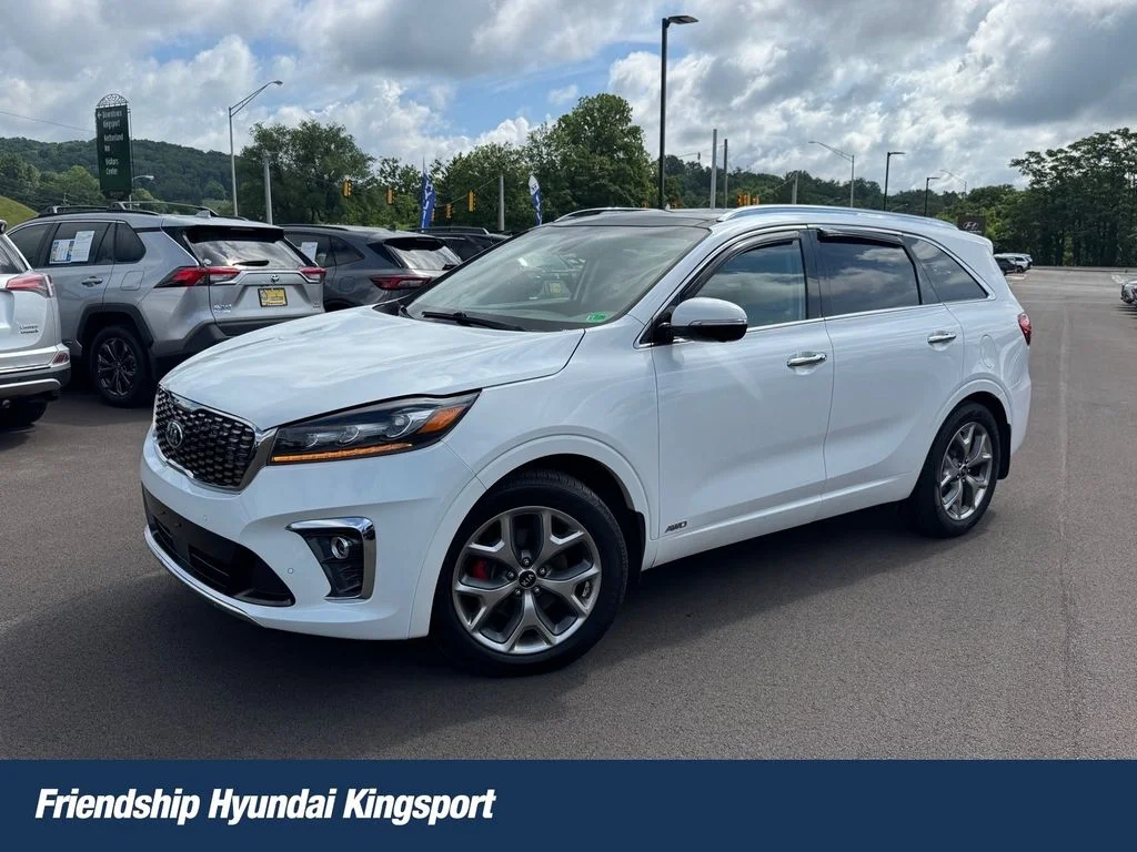 Used 2019 White Kia SX image 1
