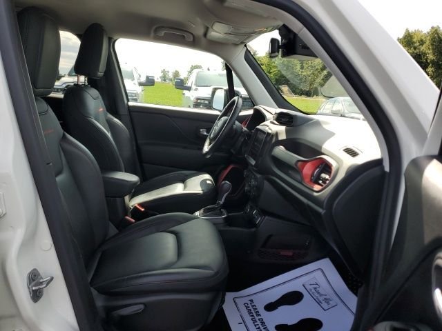 Used 2023 White Jeep Trailhawk image 23