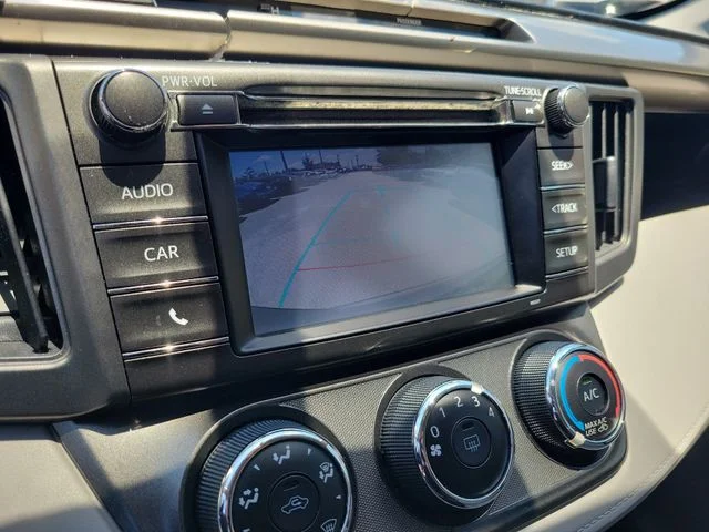 Used 2014 Gray Toyota LE image 30
