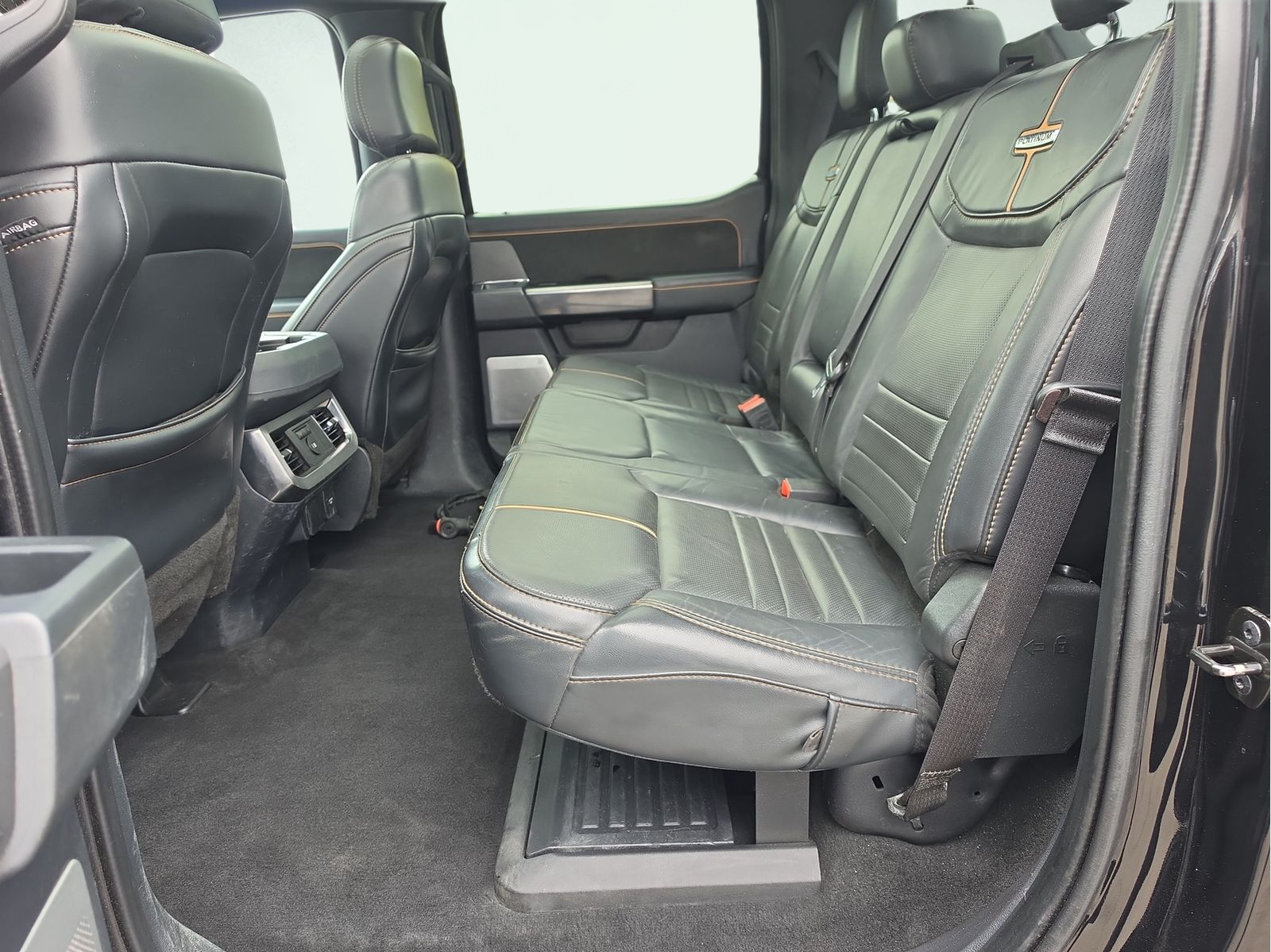 Used 2023 Agate Black Metallic Ford Platinum image 15