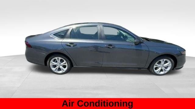 2025 Honda Accord LX - Photo 14