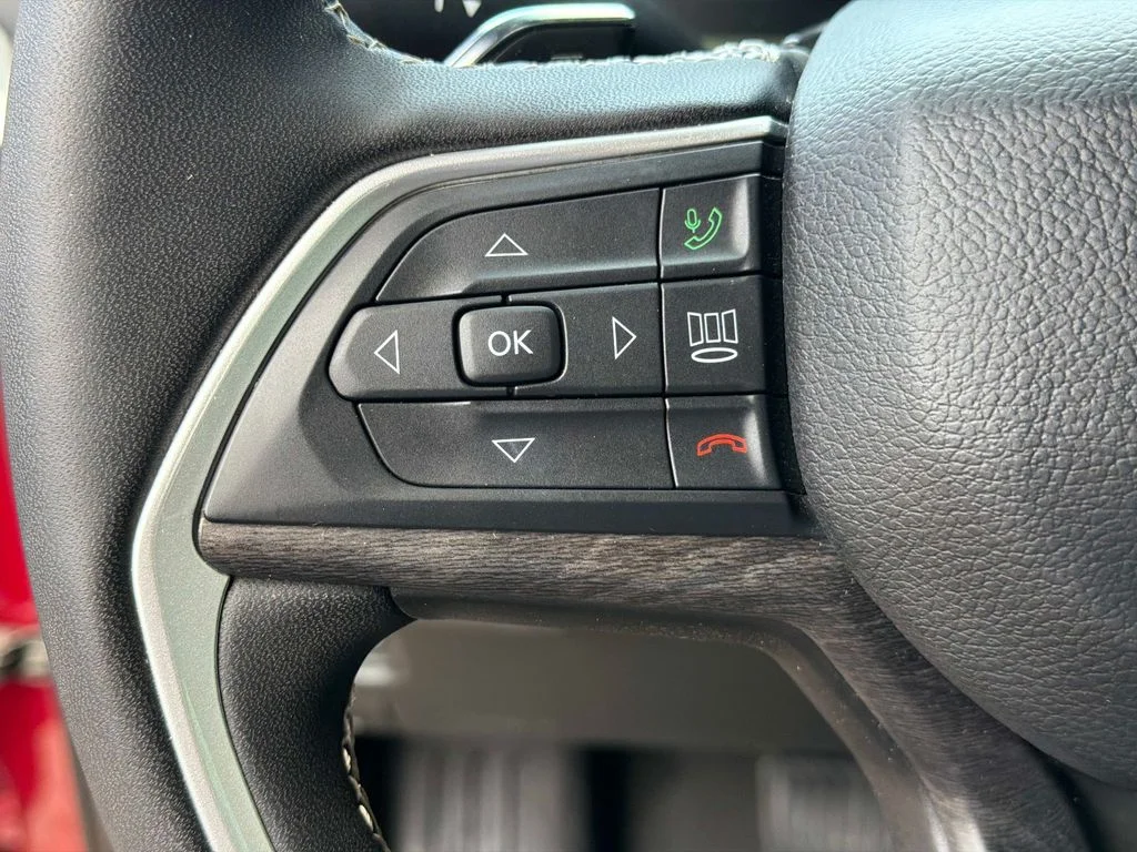 Used 2025 Red Jeep Limited image 32