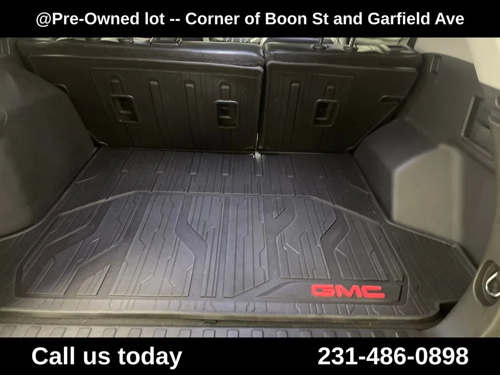 Used 2020 Gray GMC SLT image 28