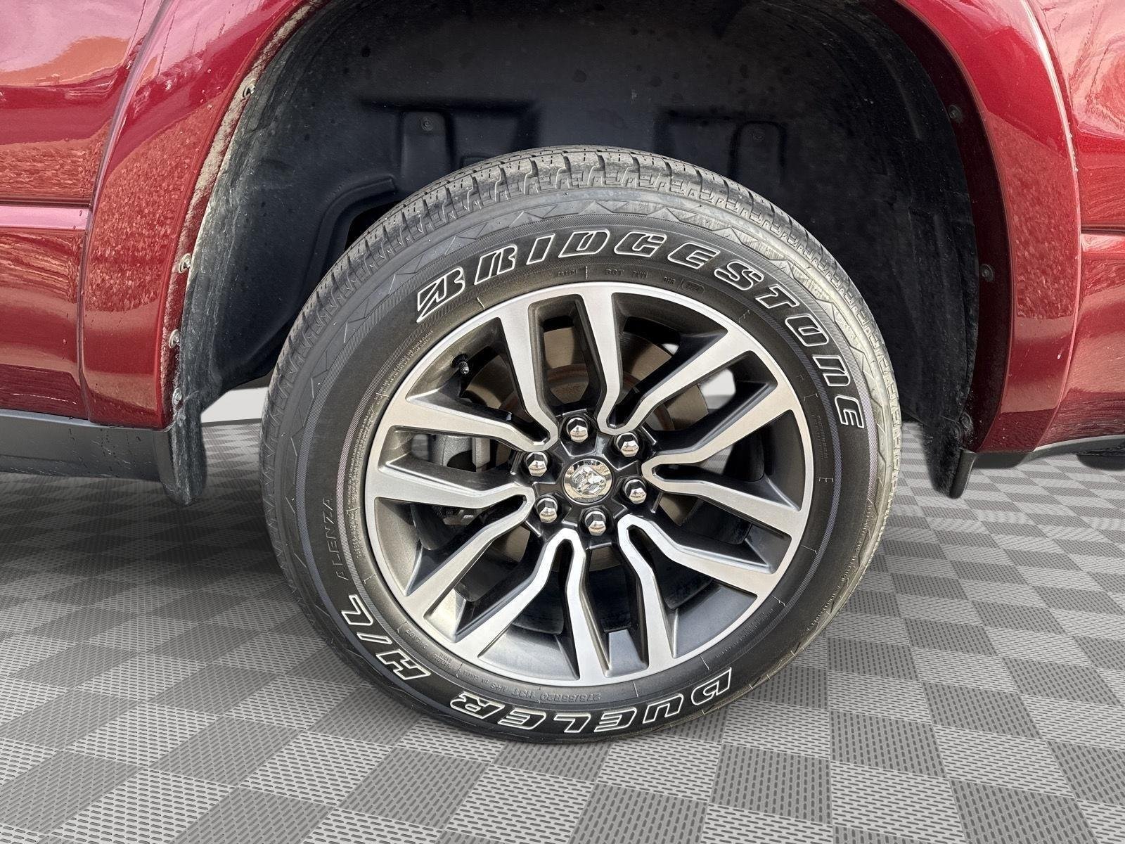 Used 2025 Delmonico Red Pearlcoat Ram Limited image 17