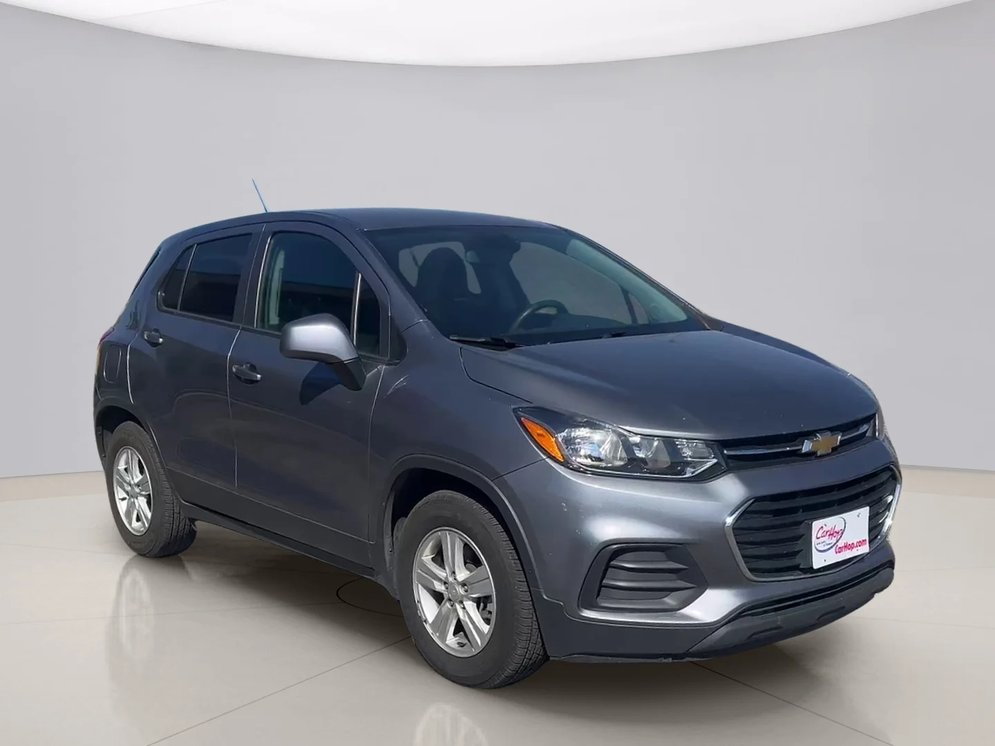 Used 2020 Gray Chevrolet LS image 7