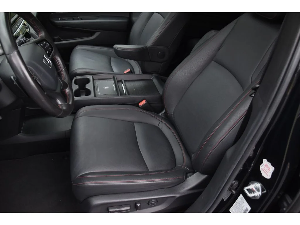 Used 2025 Blk Honda Sport-L image 14