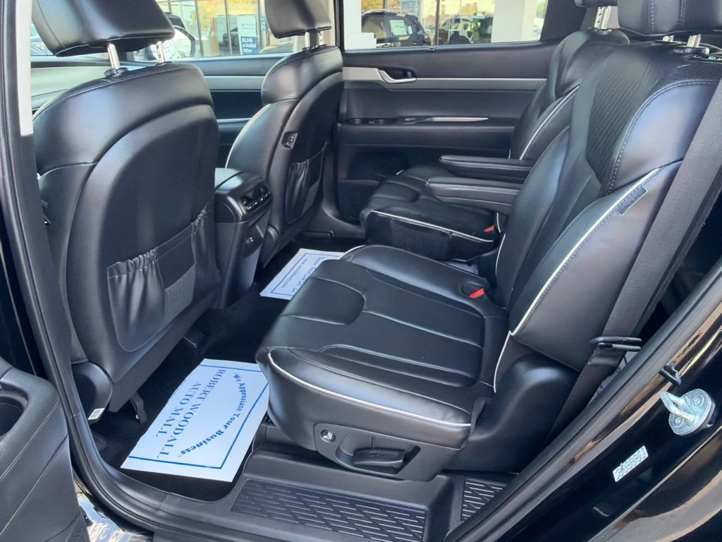 Used 2024 Black Hyundai XRT image 18