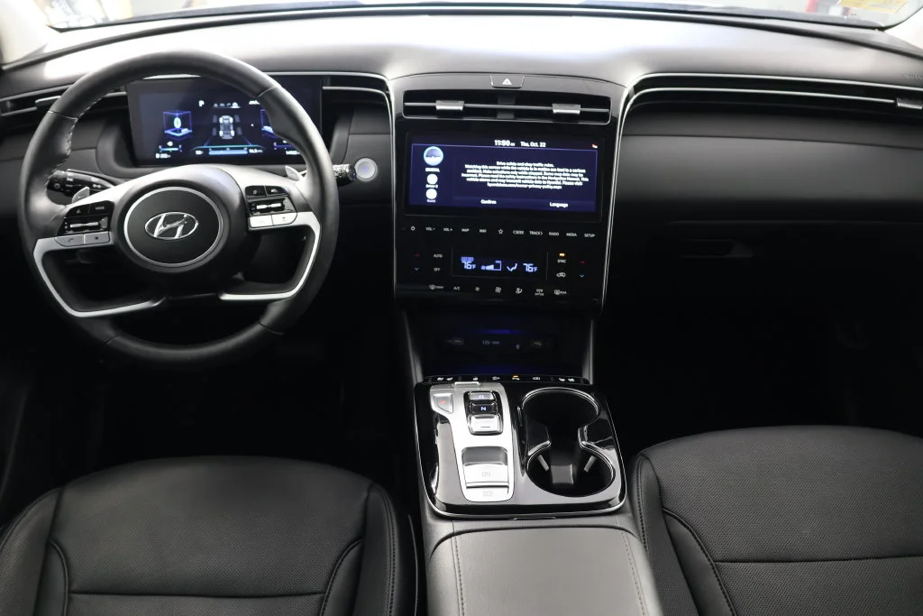 Used 2024 Black Pearl Hyundai Limited image 2