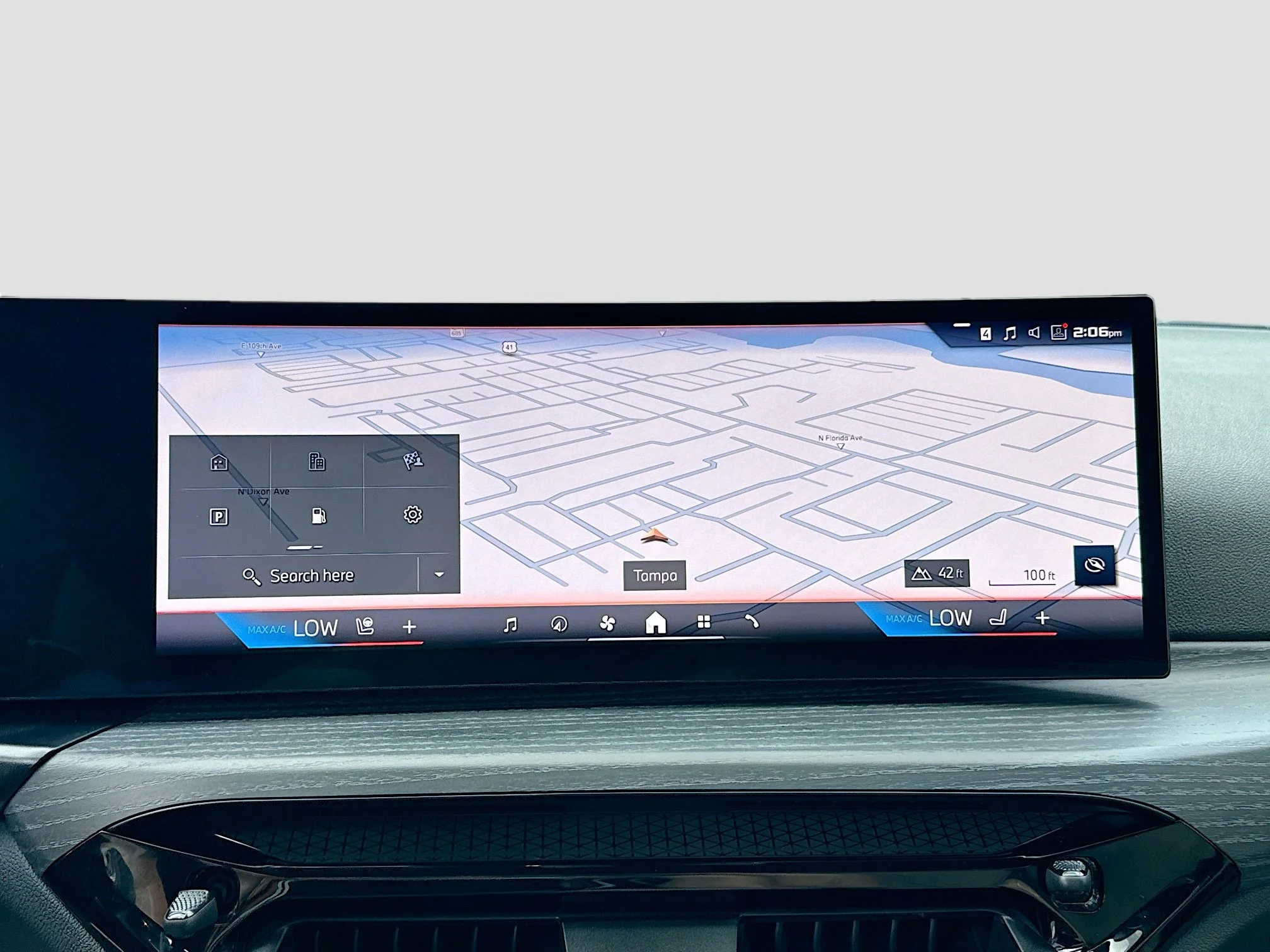 Used 2025 Skyscraper Grey Metallic BMW M240i image 31