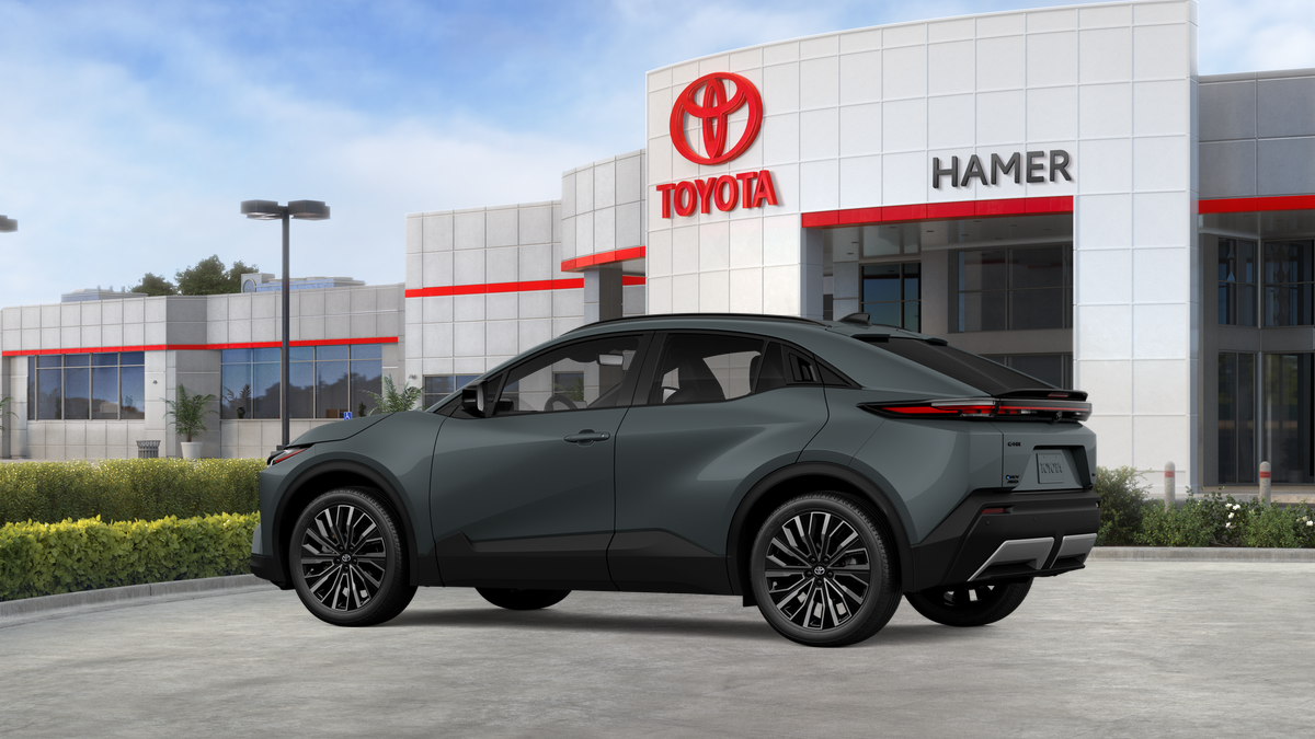 2026 Toyota C-HR XSE - Photo 35
