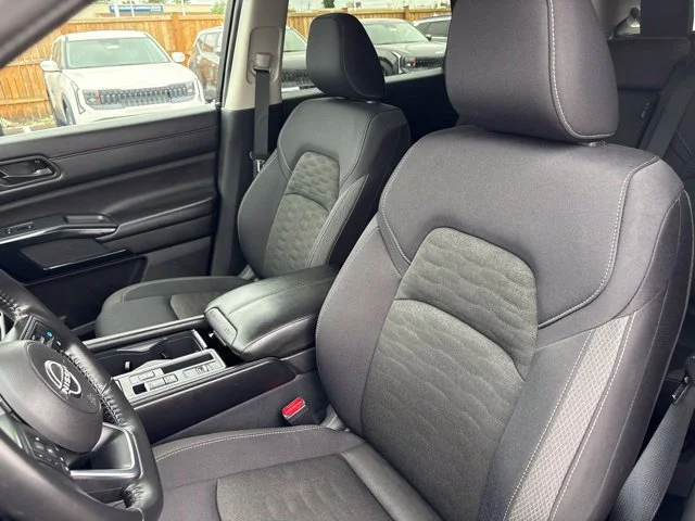 Used 2025 Silver Nissan SV image 26
