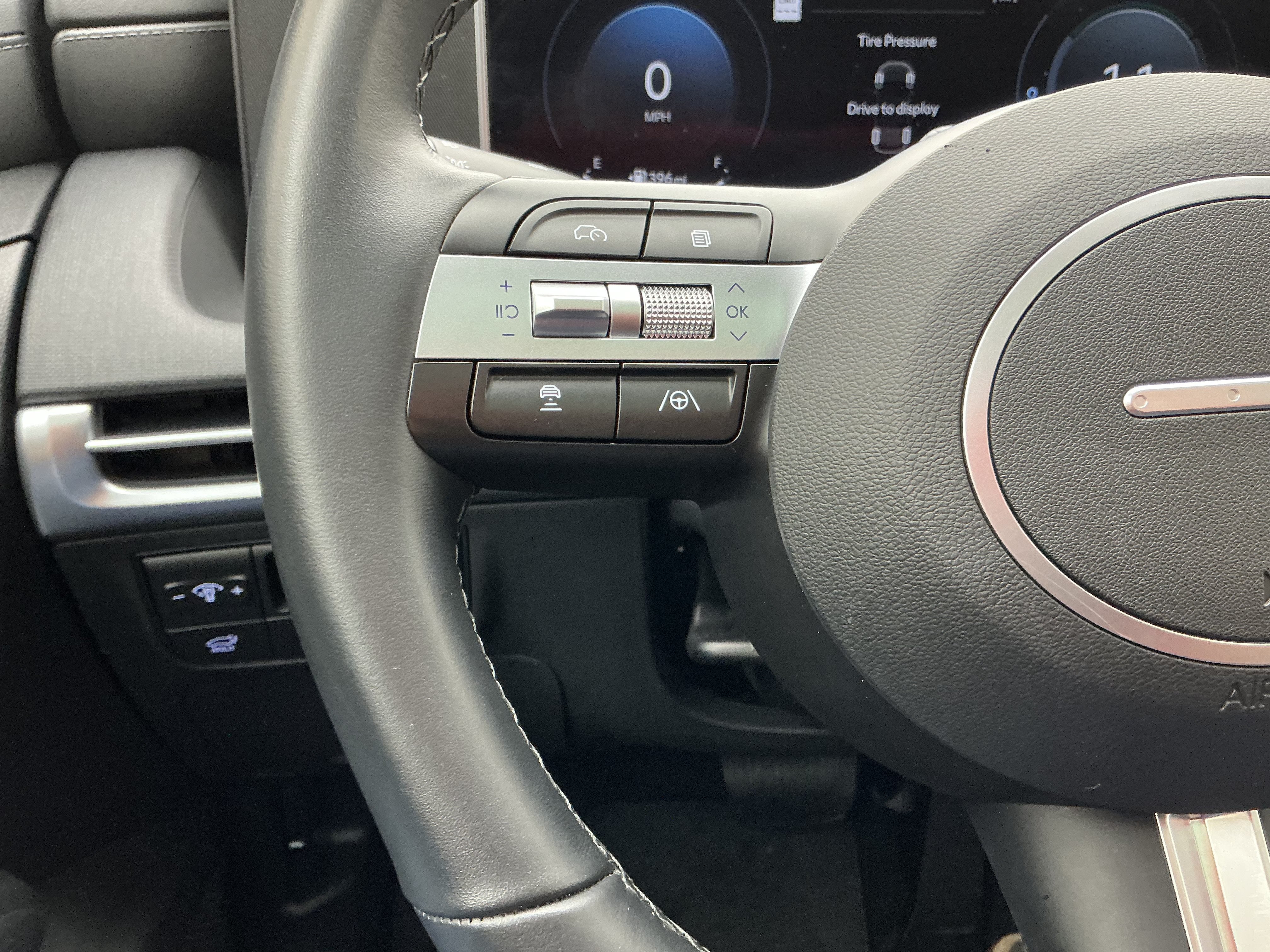 2025 Hyundai Tucson SEL Convenience - Photo 9