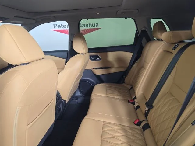 Certified Used 2023 White Nissan Platinum image 4
