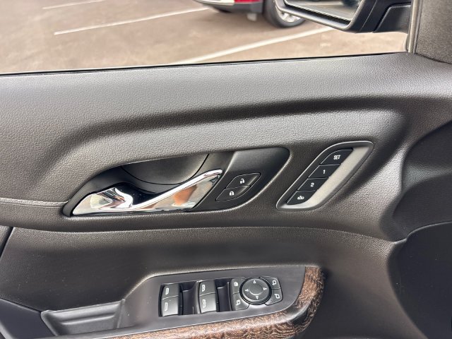 Used 2022 Black GMC Denali image 17