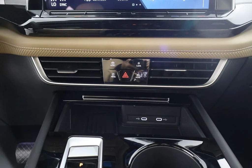 New 2026 Gray Volkswagen 2.0T SE w/Technology image 12
