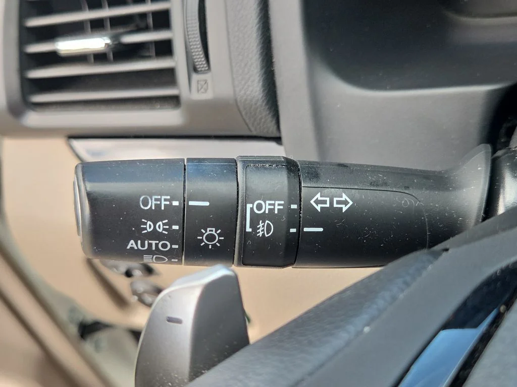 Used 2016 White Honda Touring image 38