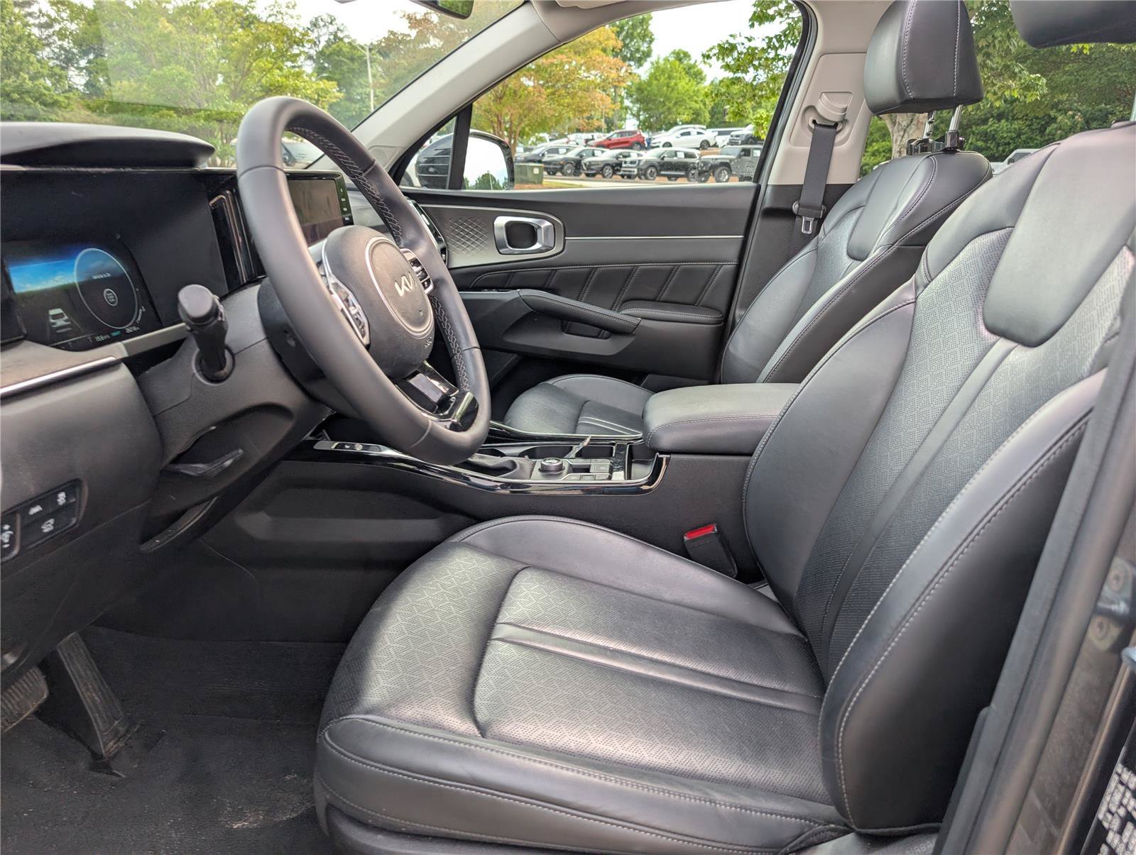 Used 2023 Gravity Grey Kia SX image 17
