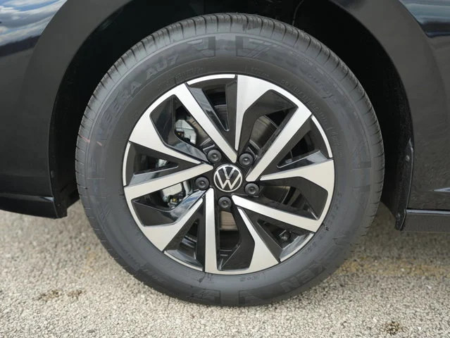 New 2026 Deep Black Pearl Volkswagen 1.5T S image 11