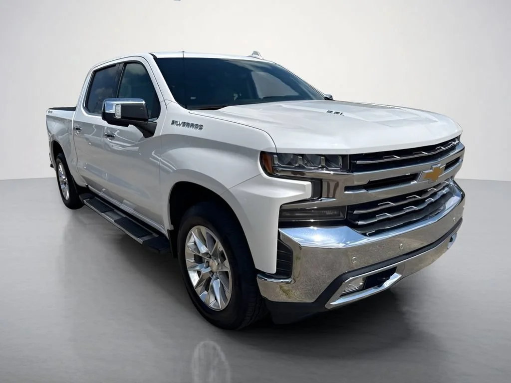 Used 2020 IRIDESCENT PEARL TRICOAT Chevrolet LTZ image 8