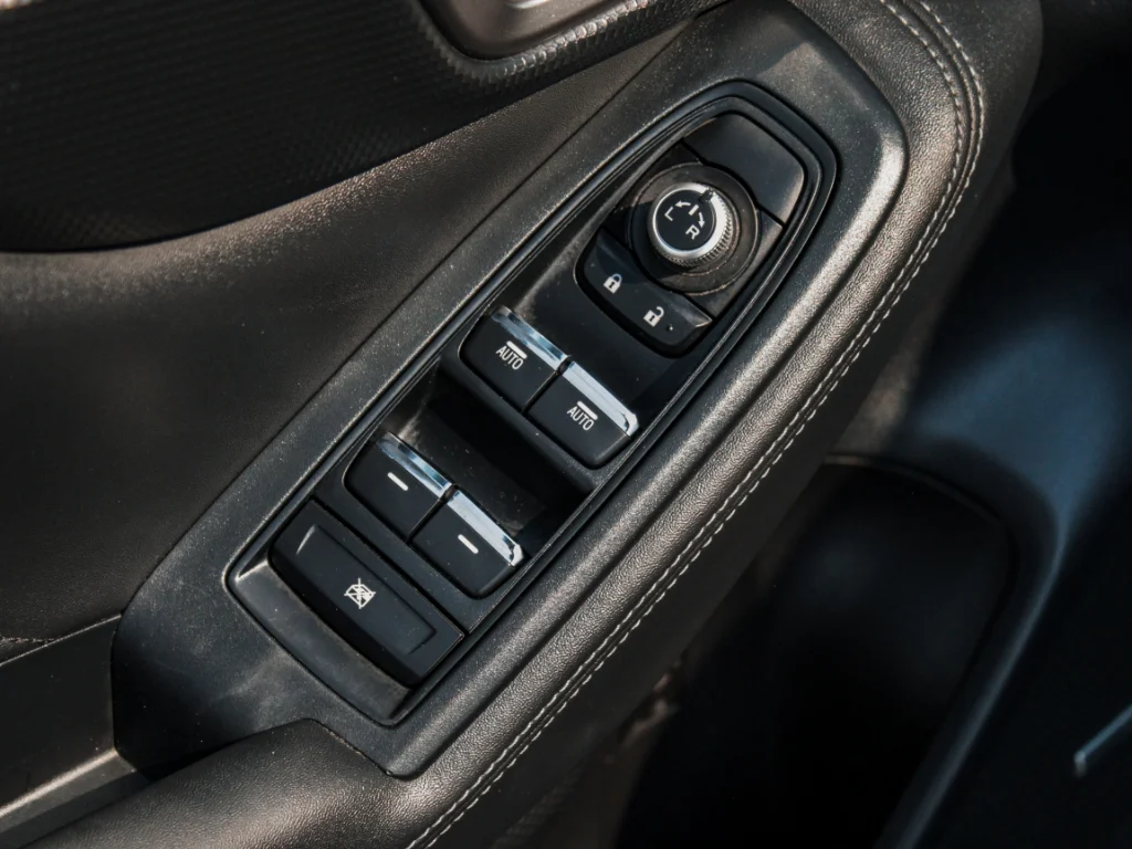 Used 2024 Crystal Black Silica Subaru Touring image 9
