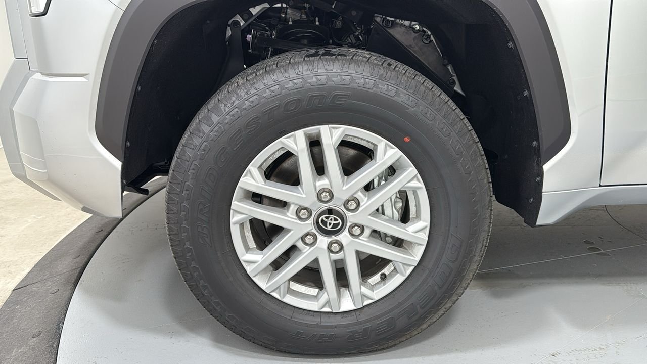 2026 Toyota Tundra SR5 - Photo 24