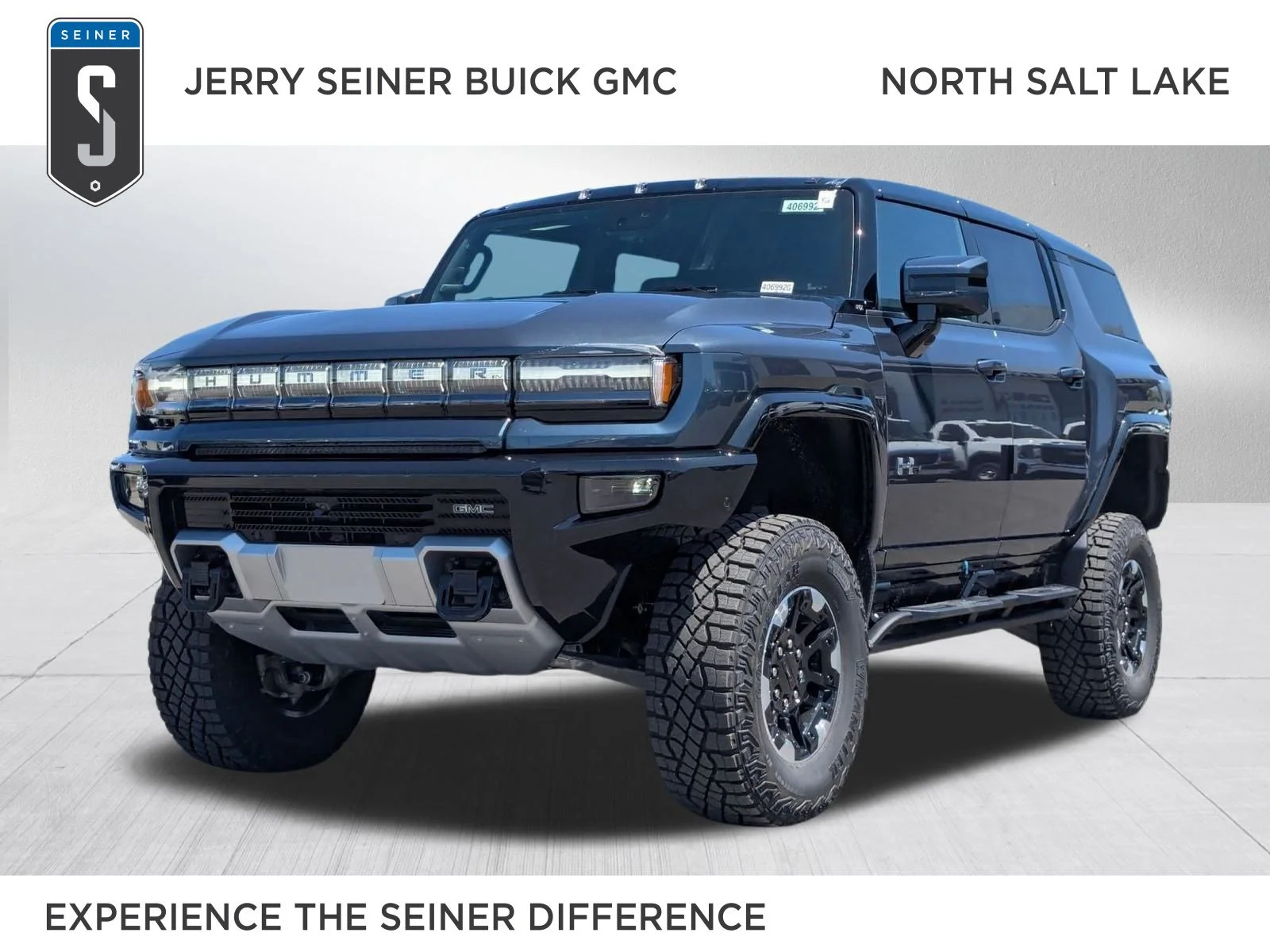 2025 GMC Hummer EV 2X SUV's photo