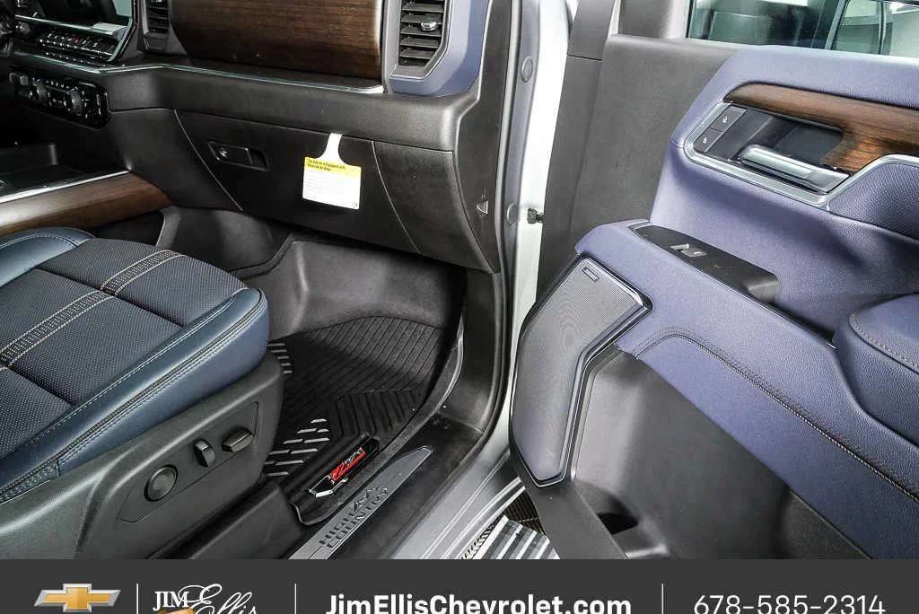 New 2026 Sterling Gray Metallic Chevrolet High Country image 25