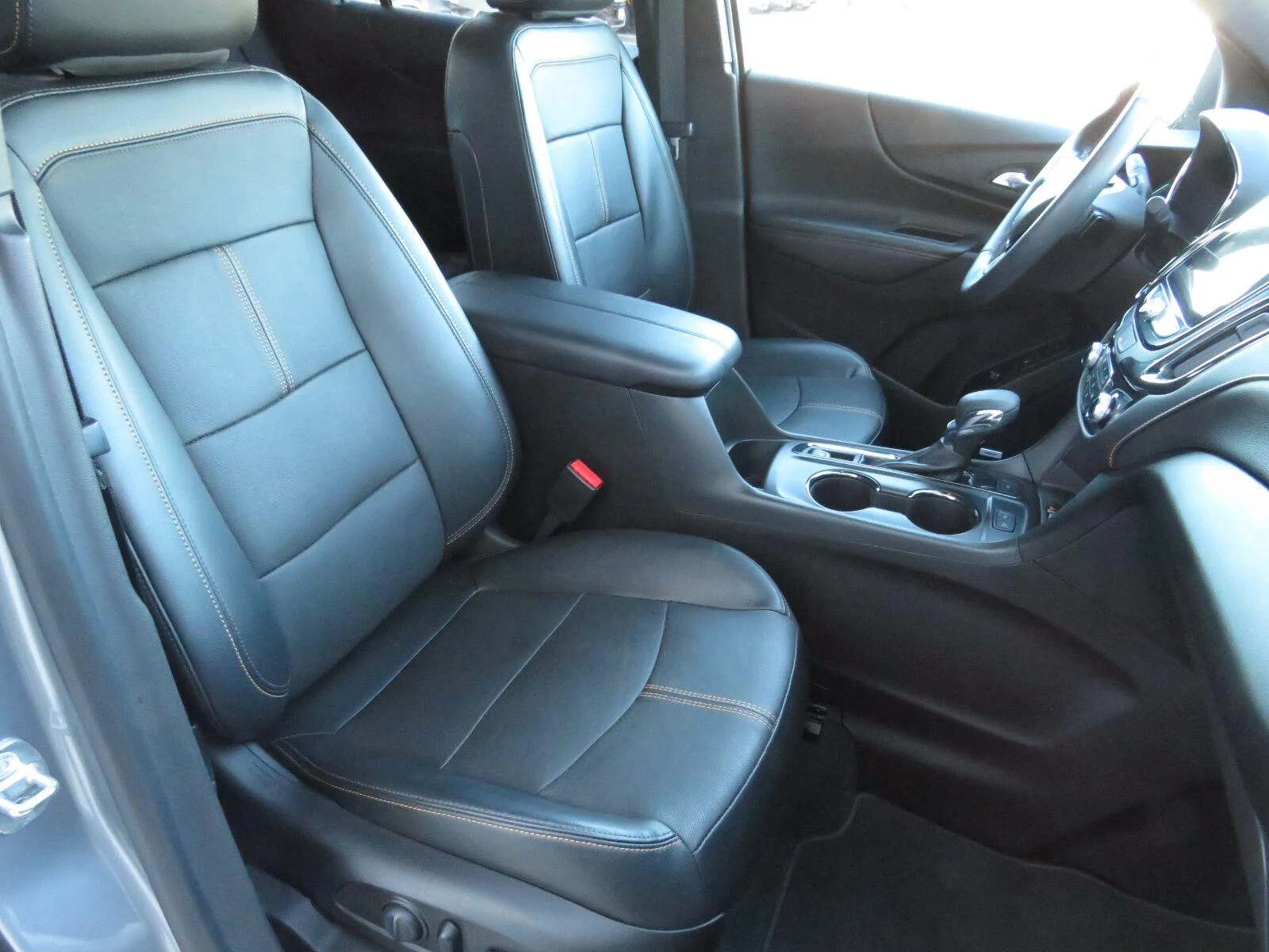 Used 2023 Sterling Gray Metallic Chevrolet Premier image 25