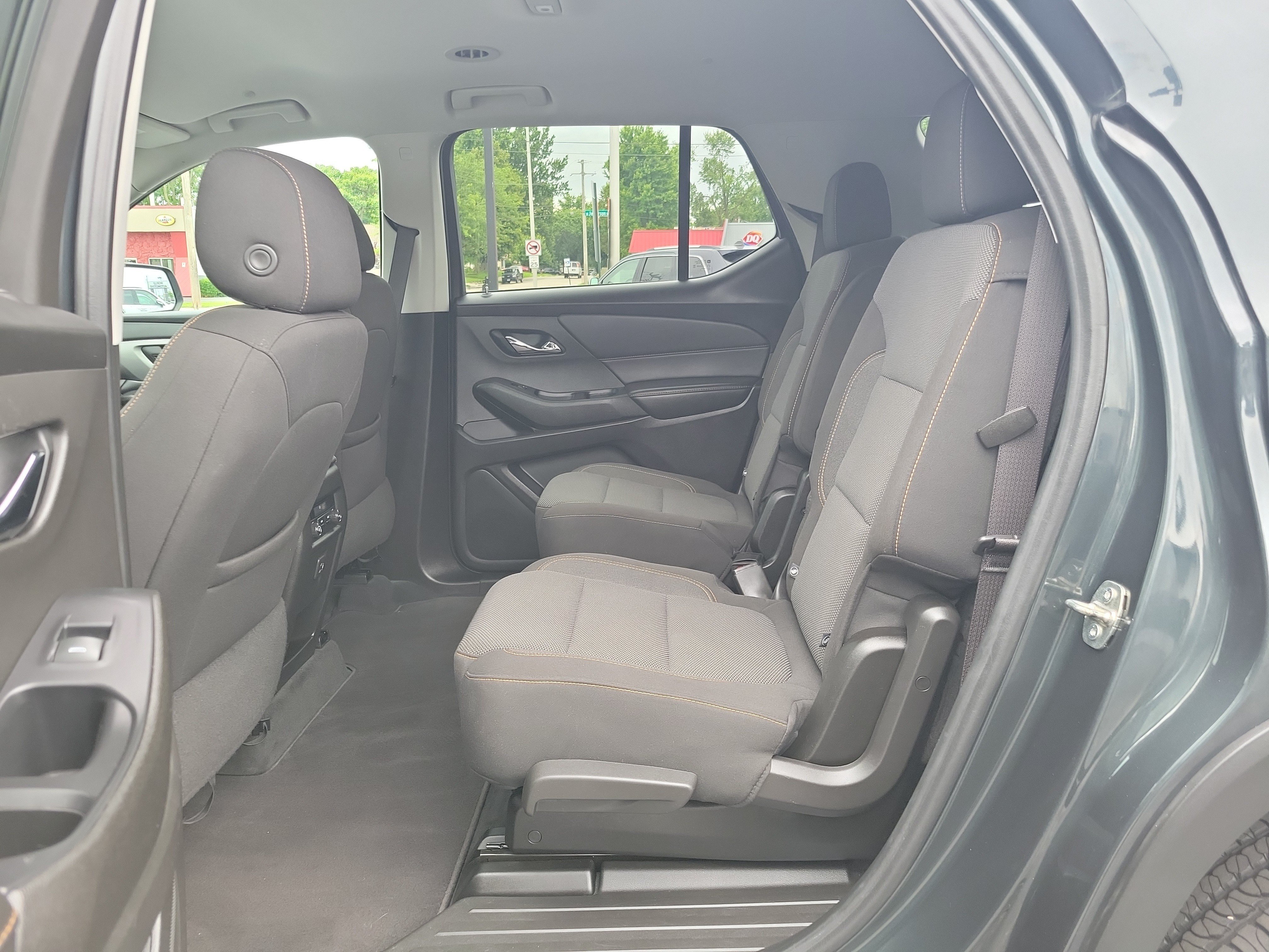 Used 2021 Graphite Metallic Chevrolet LT Cloth image 11