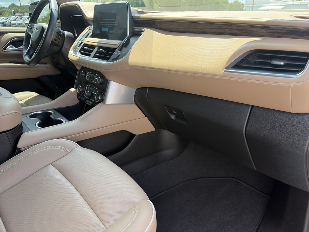 Certified Used 2023 Iridescent Pearl Tricoat Chevrolet Premier image 33