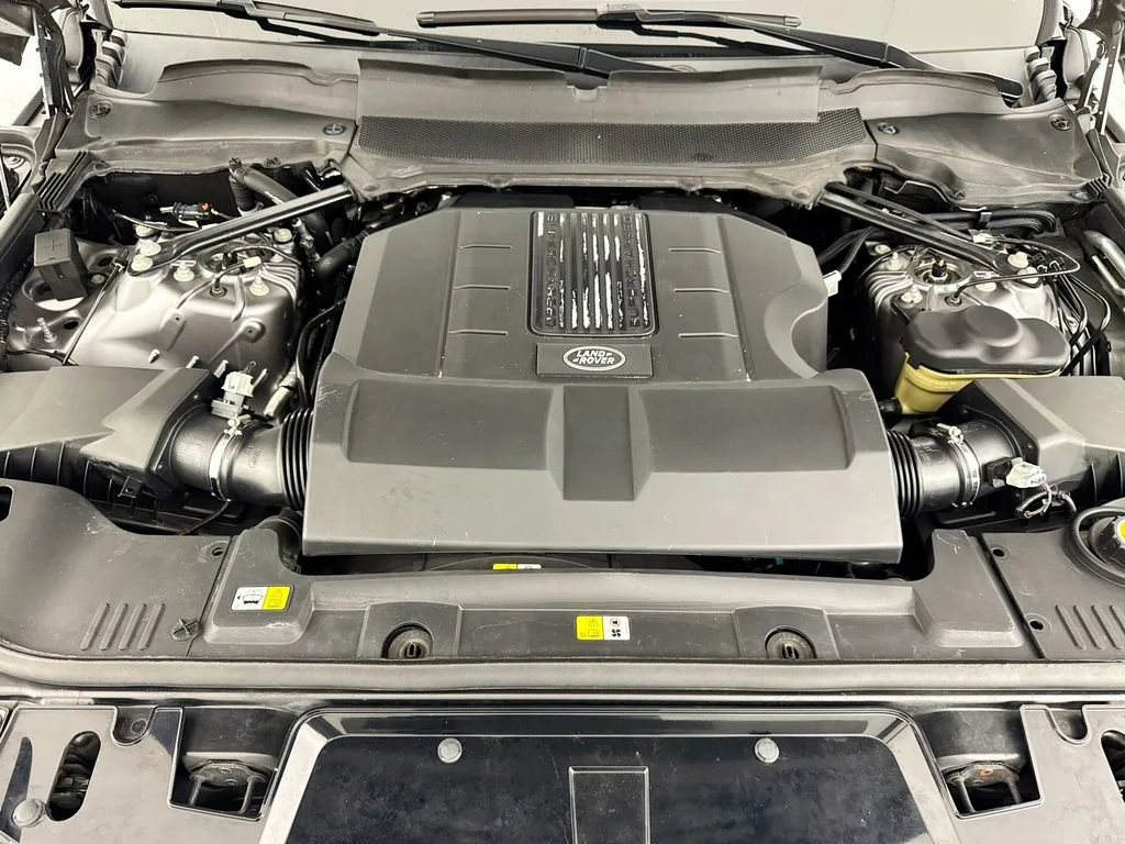 Used 2020 Gray Land Rover Autobiography image 32