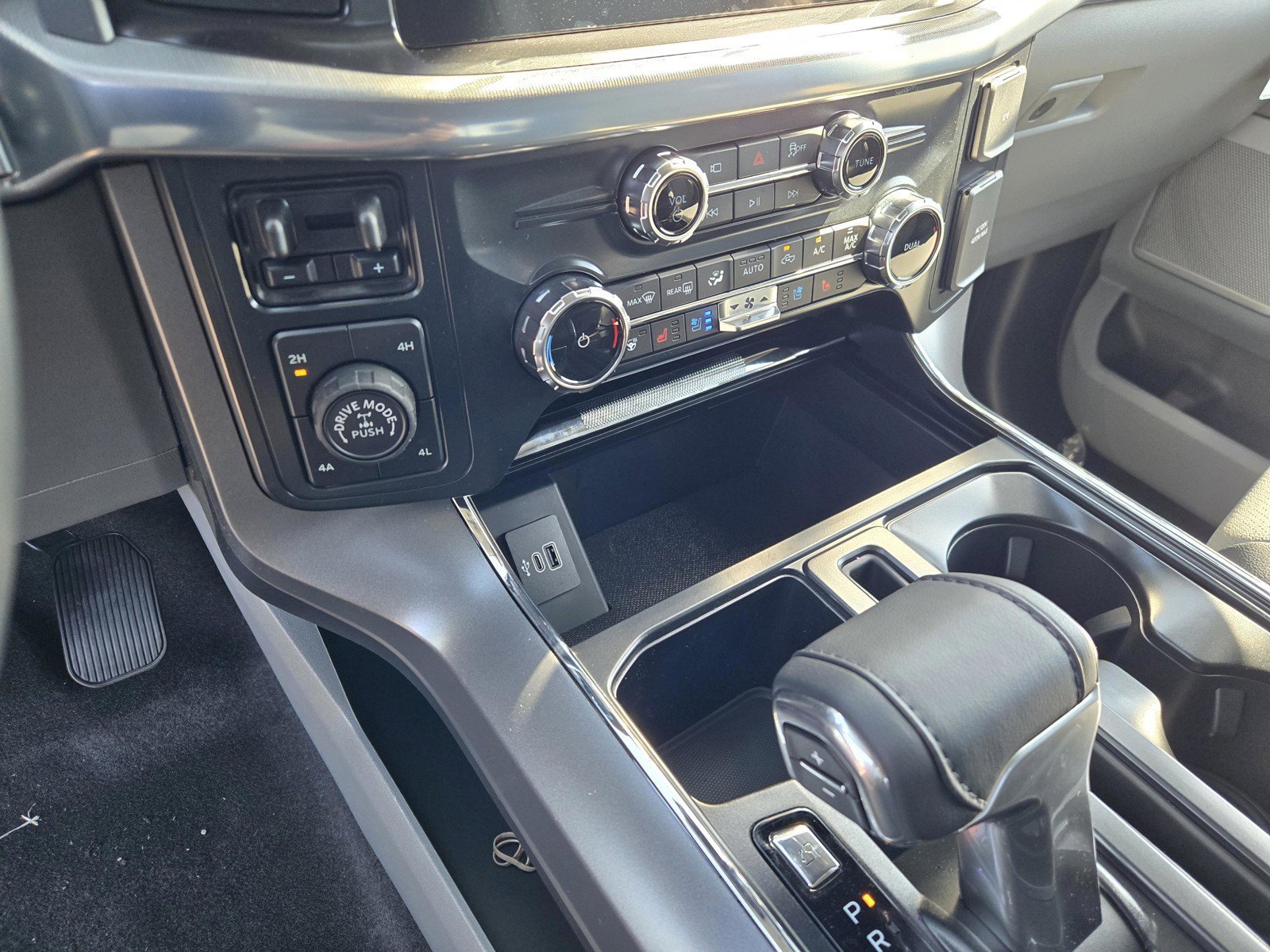New 2026 Argon Blue Metallic Ford Lariat® image 15