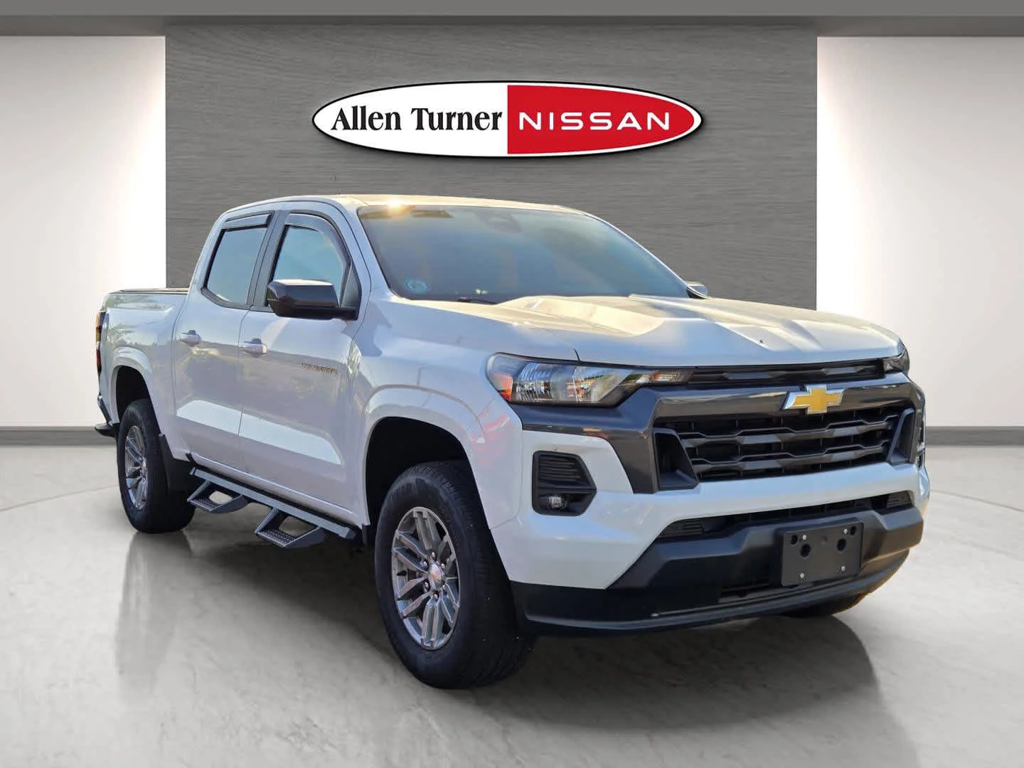 2024 Chevrolet Colorado 2WD LT