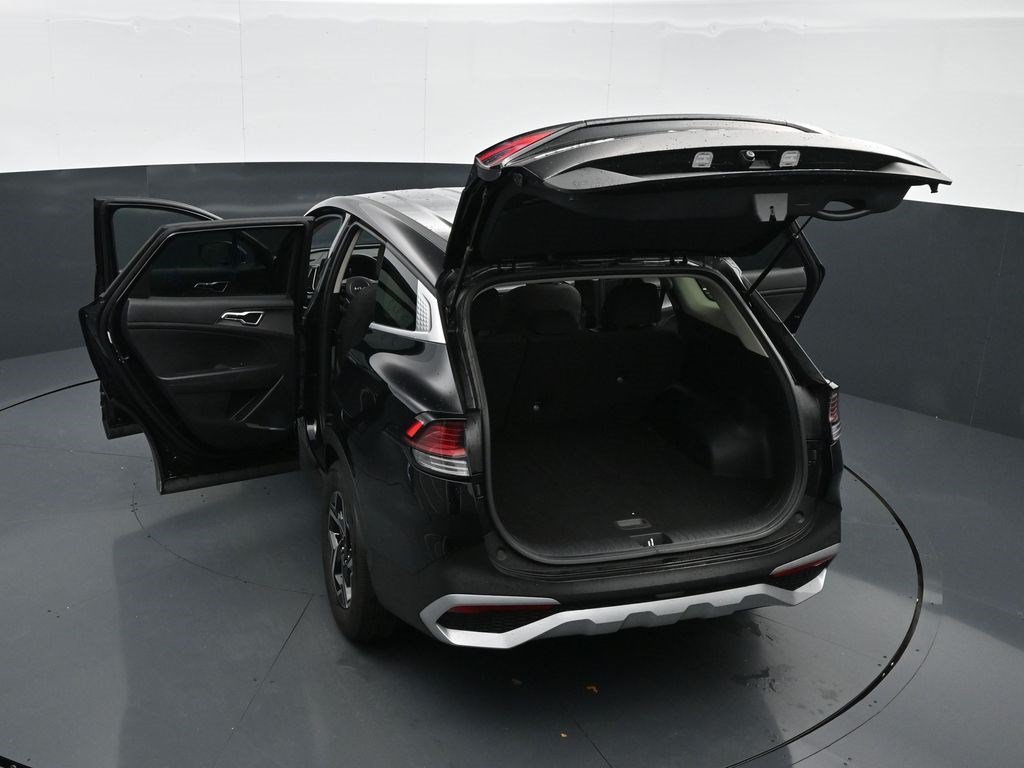 Used 2025 Ebony Black Kia LX image 28