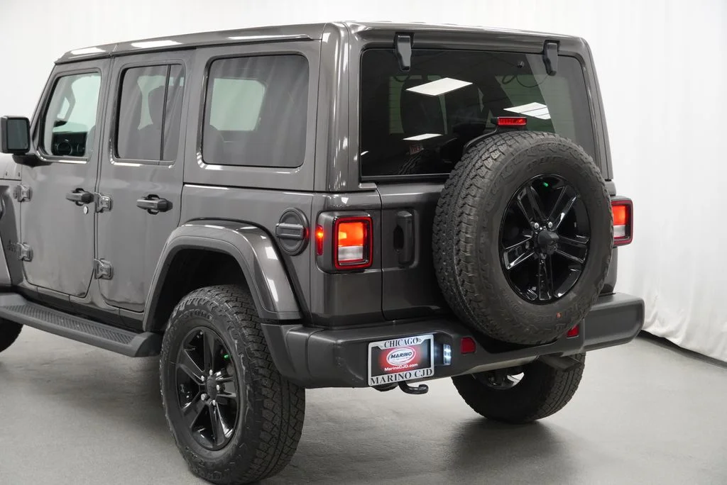 Used 2021 Gray Jeep Unlimited Sahara Altitude image 12