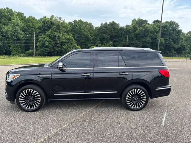 2020 Lincoln Navigator Black Label