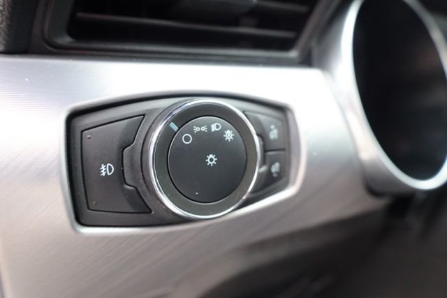 Used 2021 Oxford White Ford EcoBoost Premium image 19