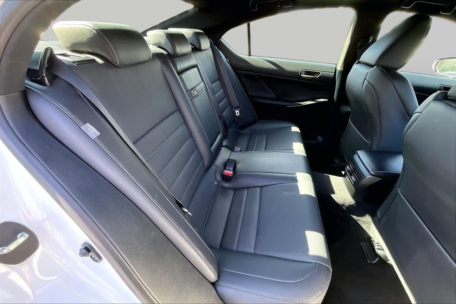 Certified Used 2024 Ultra White Lexus F SPORT image 19