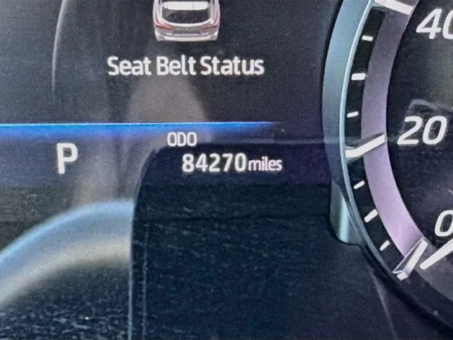Used 2021 Magnetic Gray Metallic Toyota XLE image 9