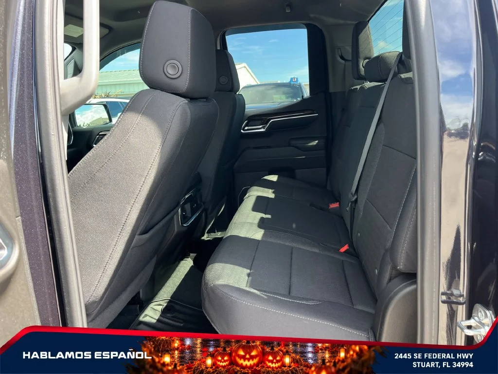 Used 2025 Titanium Rush Metallic GMC Elevation image 11