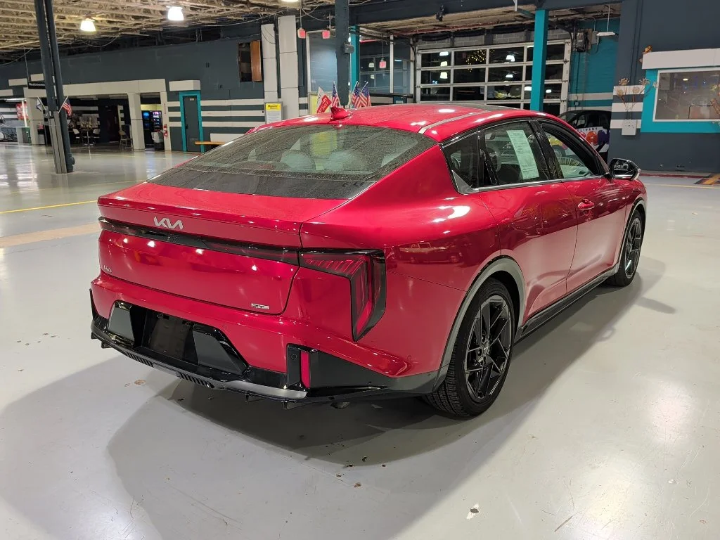 Used 2025 Currant Red Kia GT-Line Turbo image 9