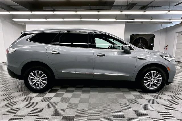 Used 2023 Moonstone Gray Metallic Buick Essence image 15